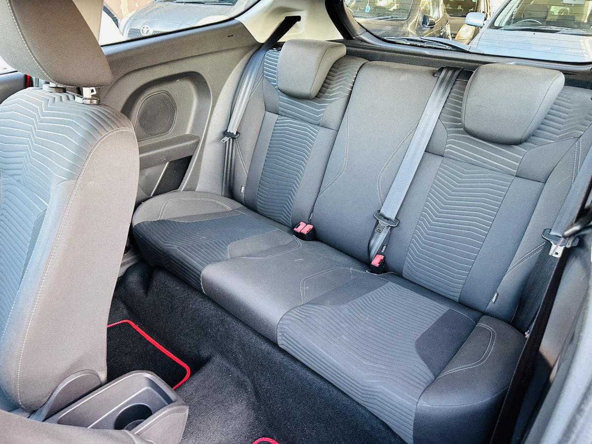2014 FORD FIESTA ZETEC 1.0 ECOBOOST - Image 18