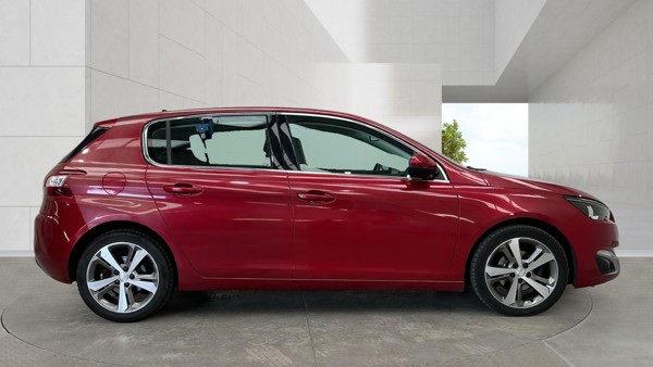 2016 PEUGEOT 308 PURE TECH 1.2 AUTOMATIC - Image 2