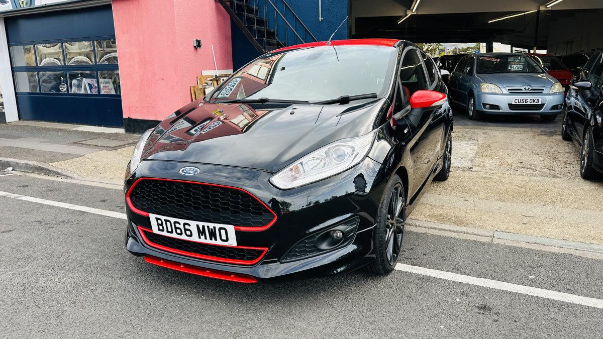 2016 FORD FIESTA ST LINE 1.0 ECOBOOST BLACK EDITION - Image 18