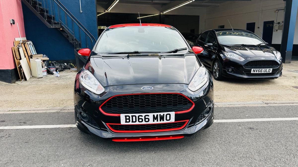 2016 FORD FIESTA ST LINE 1.0 ECOBOOST BLACK EDITION - Image 2