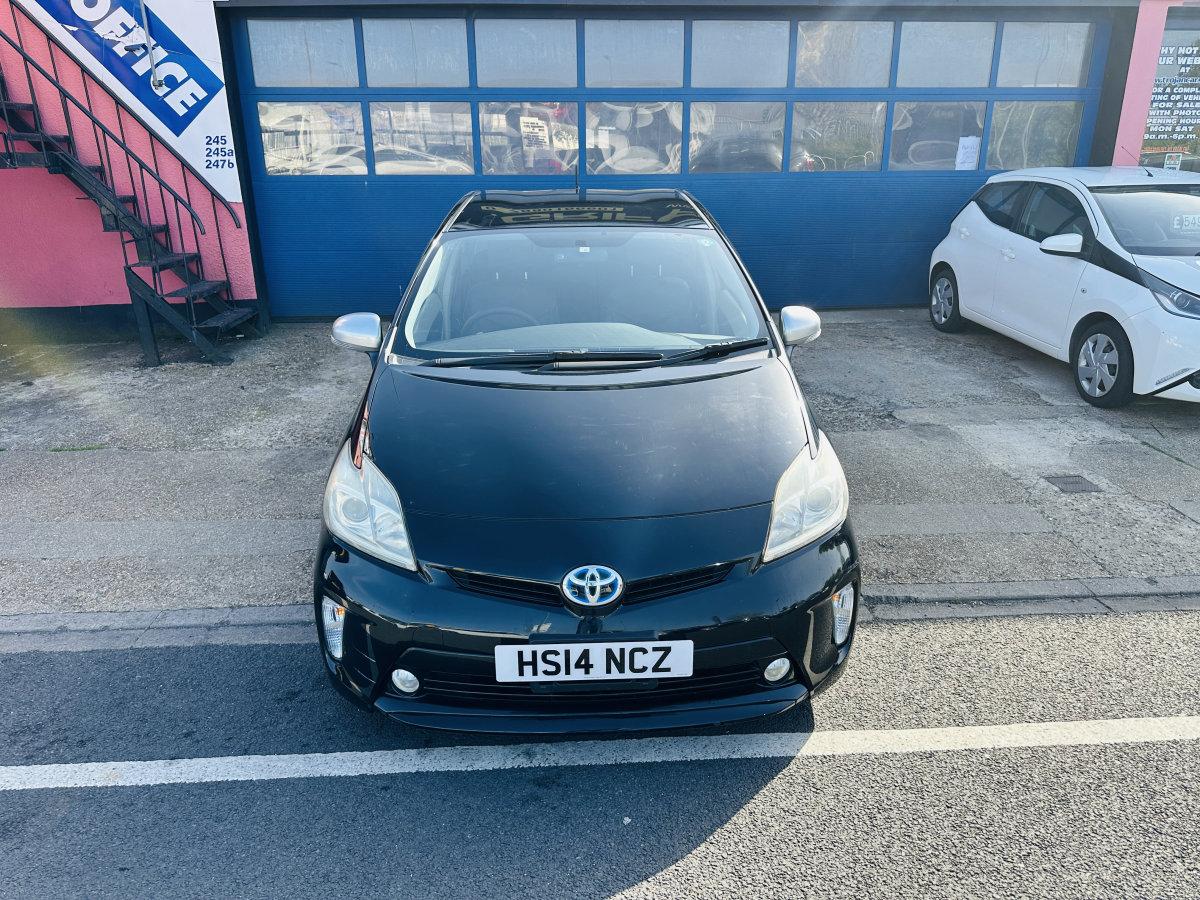 TOYOTA PRIUS 1.8 HYBRID AUTOMATIC - Image 2