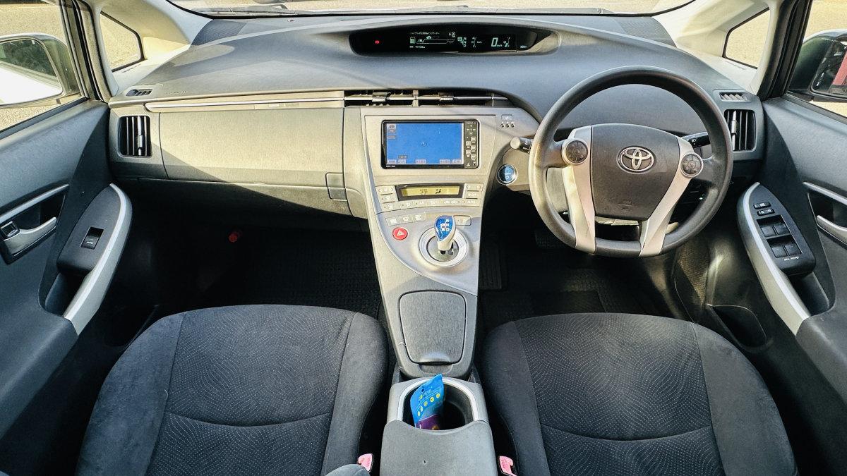 2012 TOYOTA PRIUS 1.8 HYBRID AUTOMATIC - Image 15