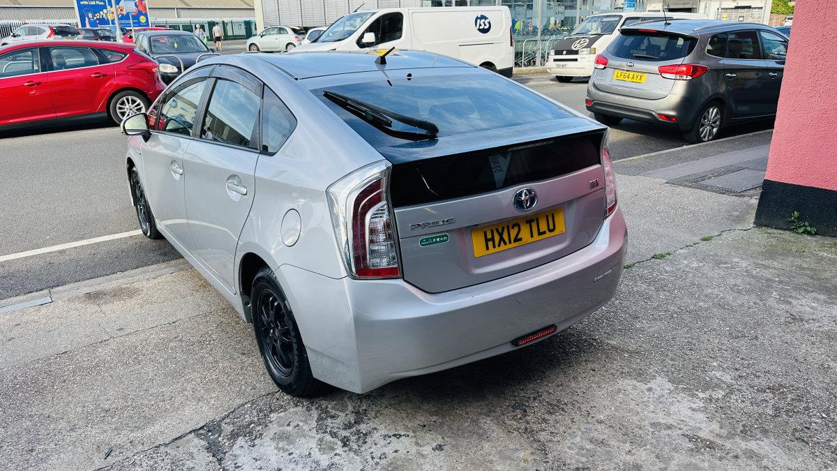 2012 TOYOTA PRIUS 1.8 HYBRID AUTOMATIC - Image 5