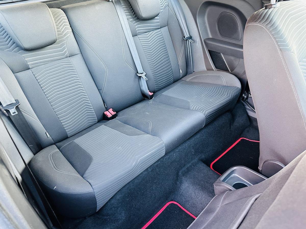 2014 FORD FIESTA ZETEC 1.0 ECOBOOST - Image 17