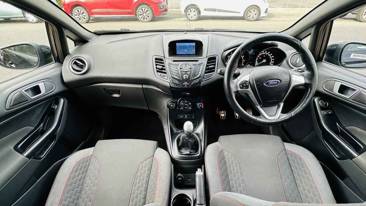 2017 FORD FIESTA ST LINE 1.0 ECOBOOST - Image 27