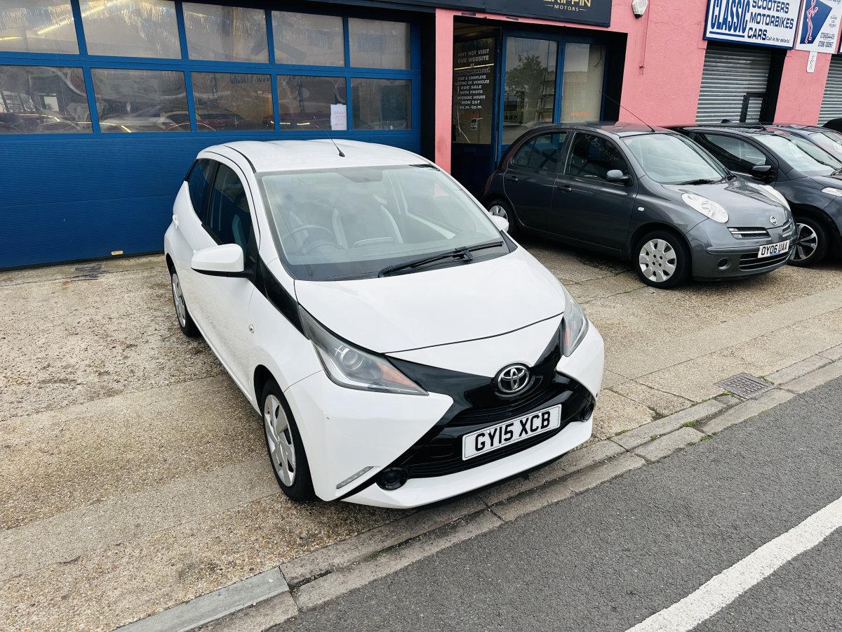 2015 TOYOTA AYGO 1.0 VVT-i X-Play - Image 1