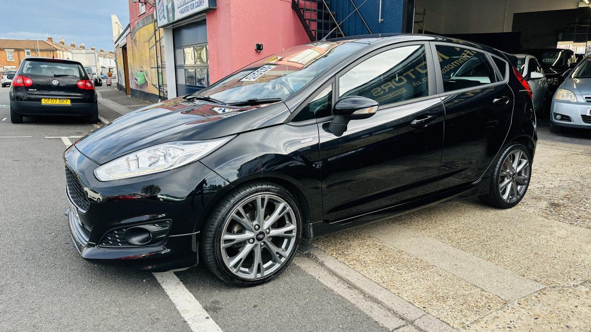 2017 FORD FIESTA ST LINE 1.0 ECOBOOST - Image 15