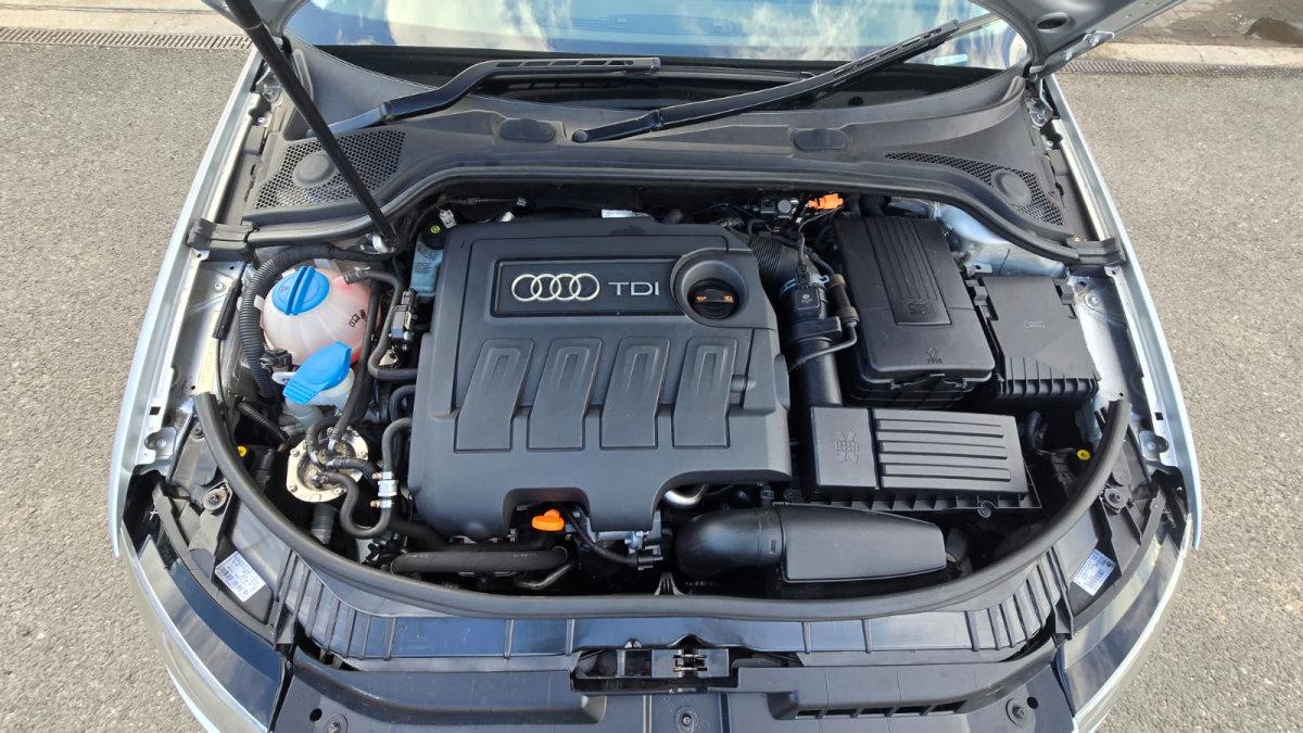 AUDI A3 1.6 TDI SPORTBACK 5 DOOR - Image 17