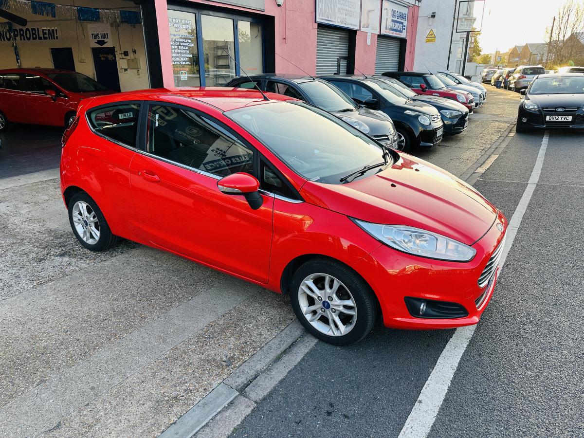 2014 FORD FIESTA ZETEC 1.0 ECOBOOST - Image 4