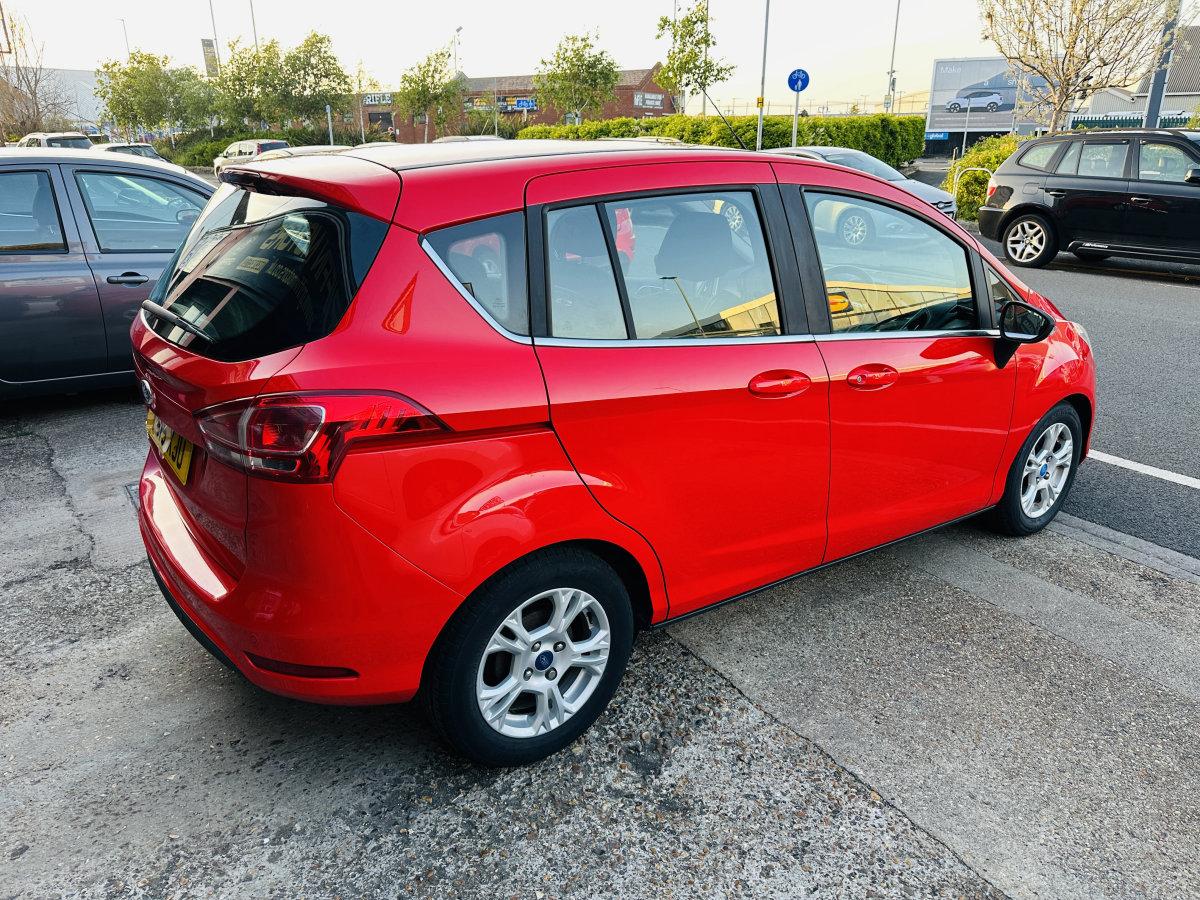 2015 FORD B MAX ZETEC 1.6 AUTOMATIC - Image 12