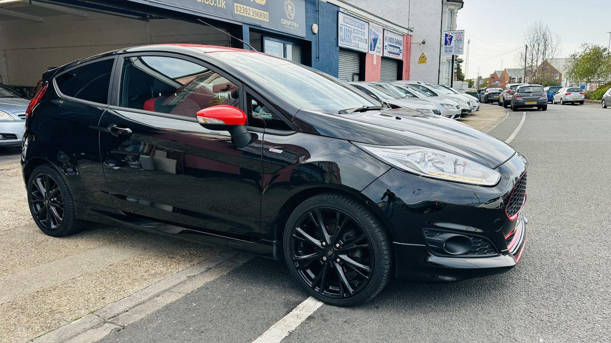 2016 FORD FIESTA ST LINE 1.0 ECOBOOST BLACK EDITION - Image 3