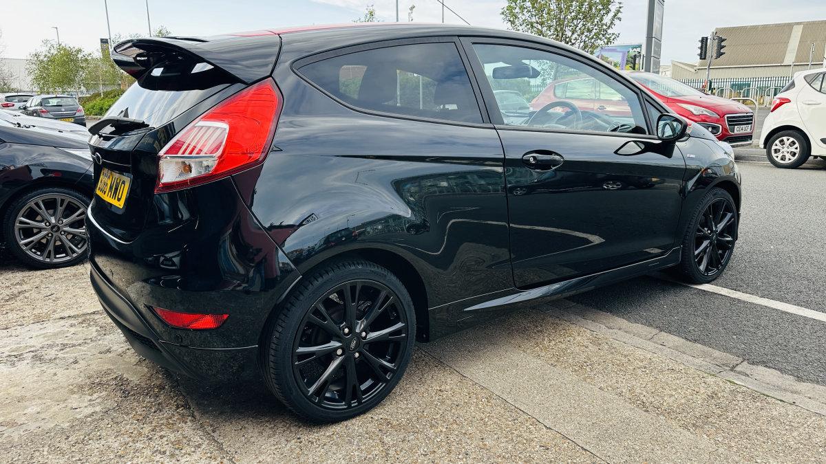 2016 FORD FIESTA ST LINE 1.0 ECOBOOST BLACK EDITION - Image 7