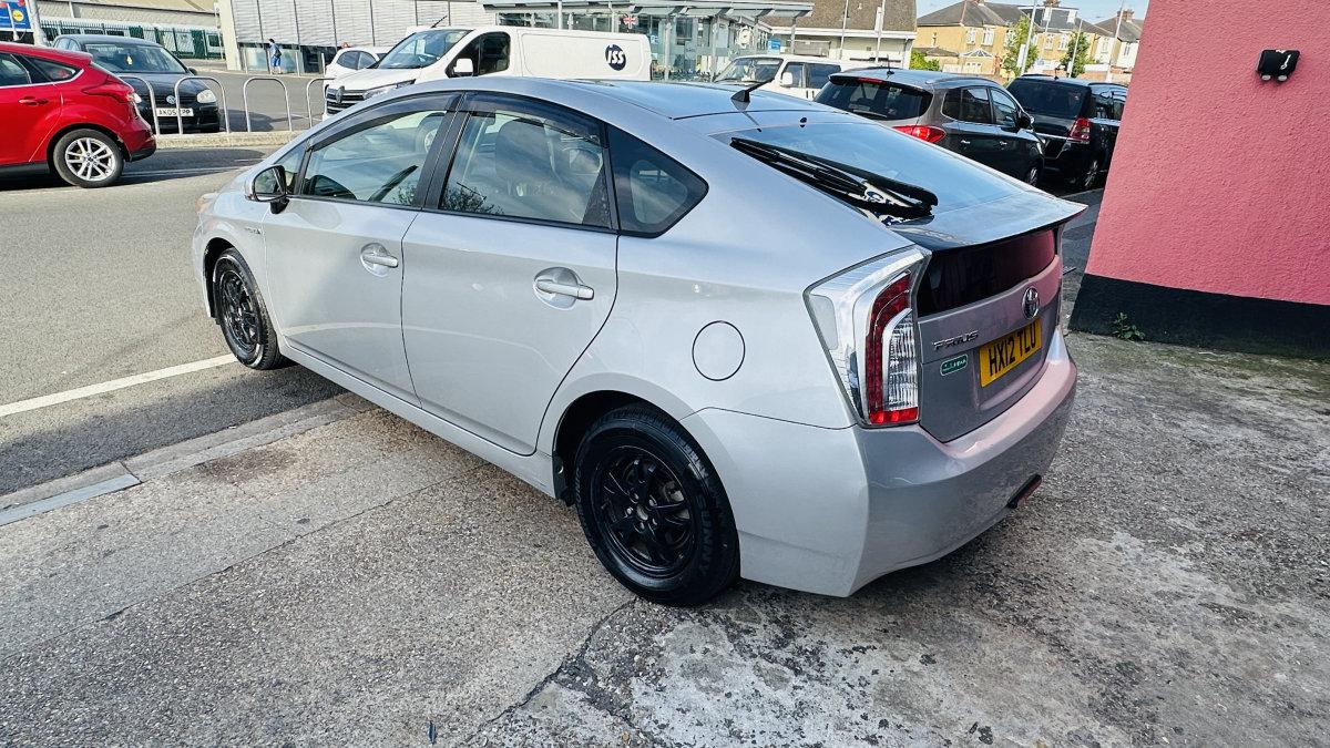 2012 TOYOTA PRIUS 1.8 HYBRID AUTOMATIC - Image 8