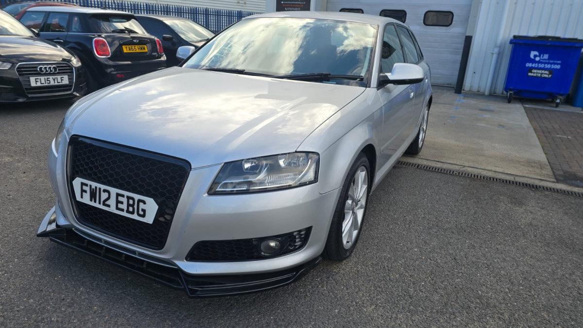 AUDI A3 1.6 TDI SPORTBACK 5 DOOR - Image 2