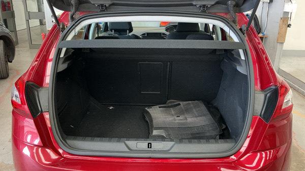 2016 PEUGEOT 308 PURE TECH 1.2 AUTOMATIC - Image 9